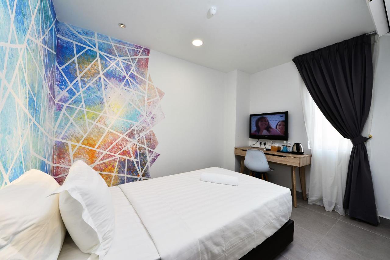 Smile Hotel Shah Alam Seksyen 9 外观 照片