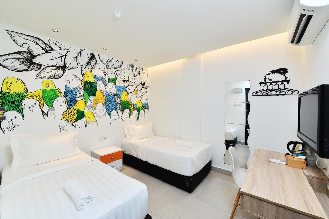 Smile Hotel Shah Alam Seksyen 9 外观 照片