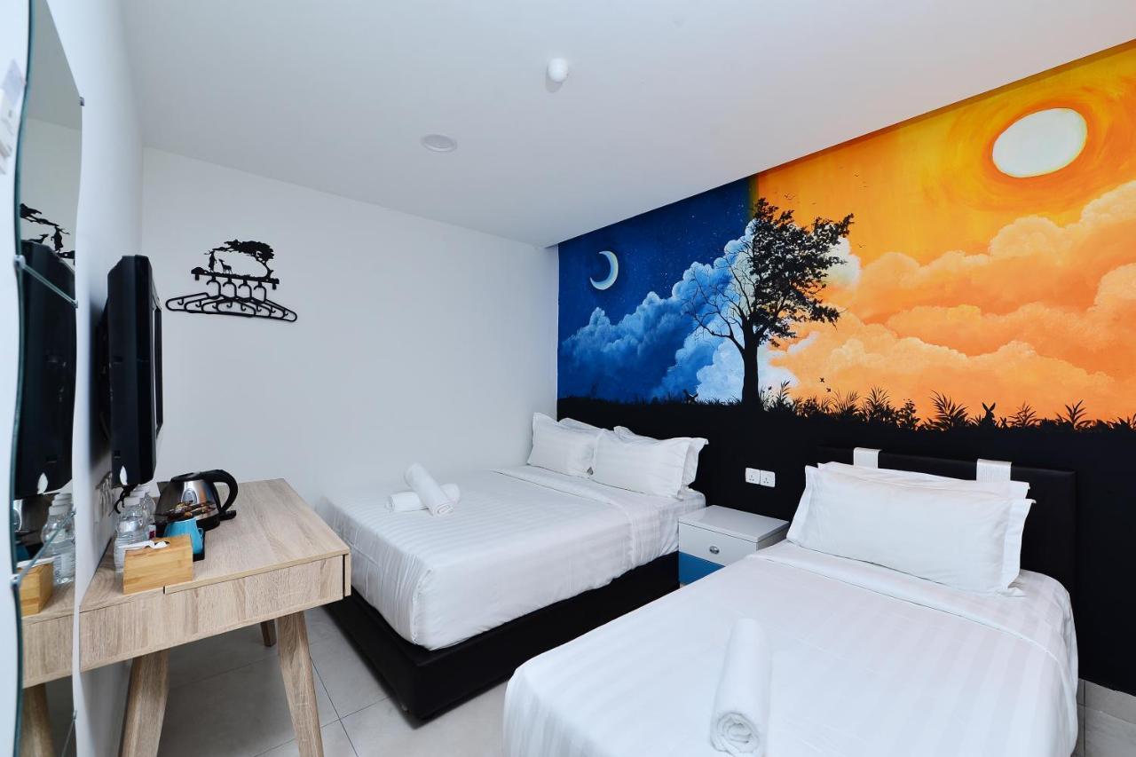 Smile Hotel Shah Alam Seksyen 9 外观 照片
