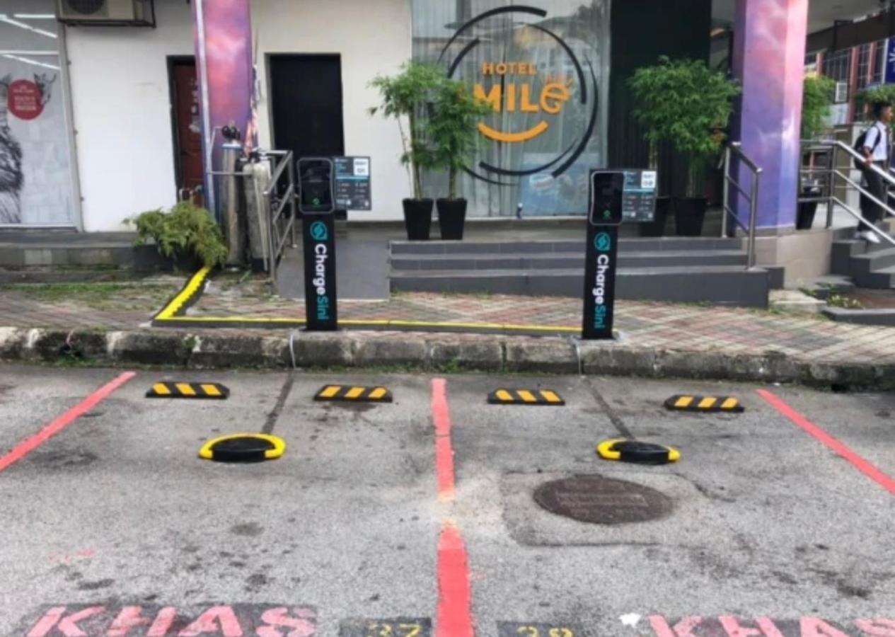 Smile Hotel Shah Alam Seksyen 9 外观 照片